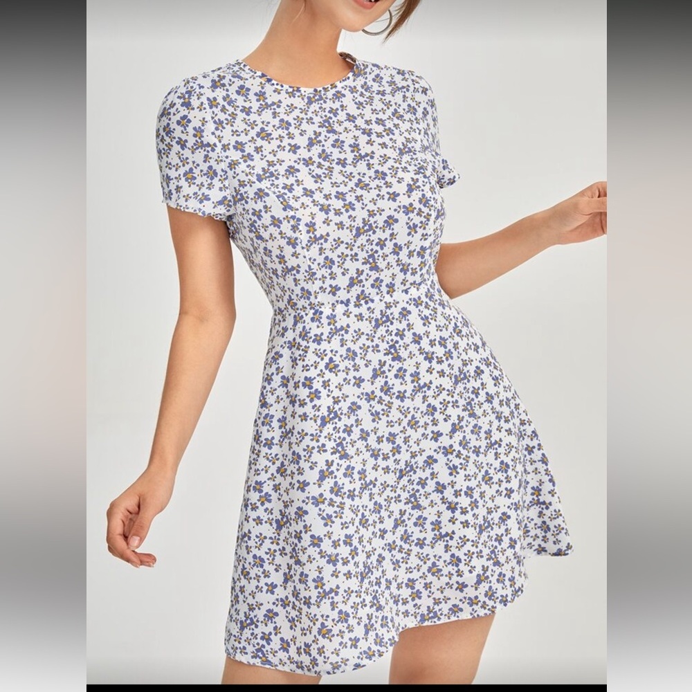 SHEIN White Dress with Blue and Yellow Floral Pattern - Picture 6 of 7